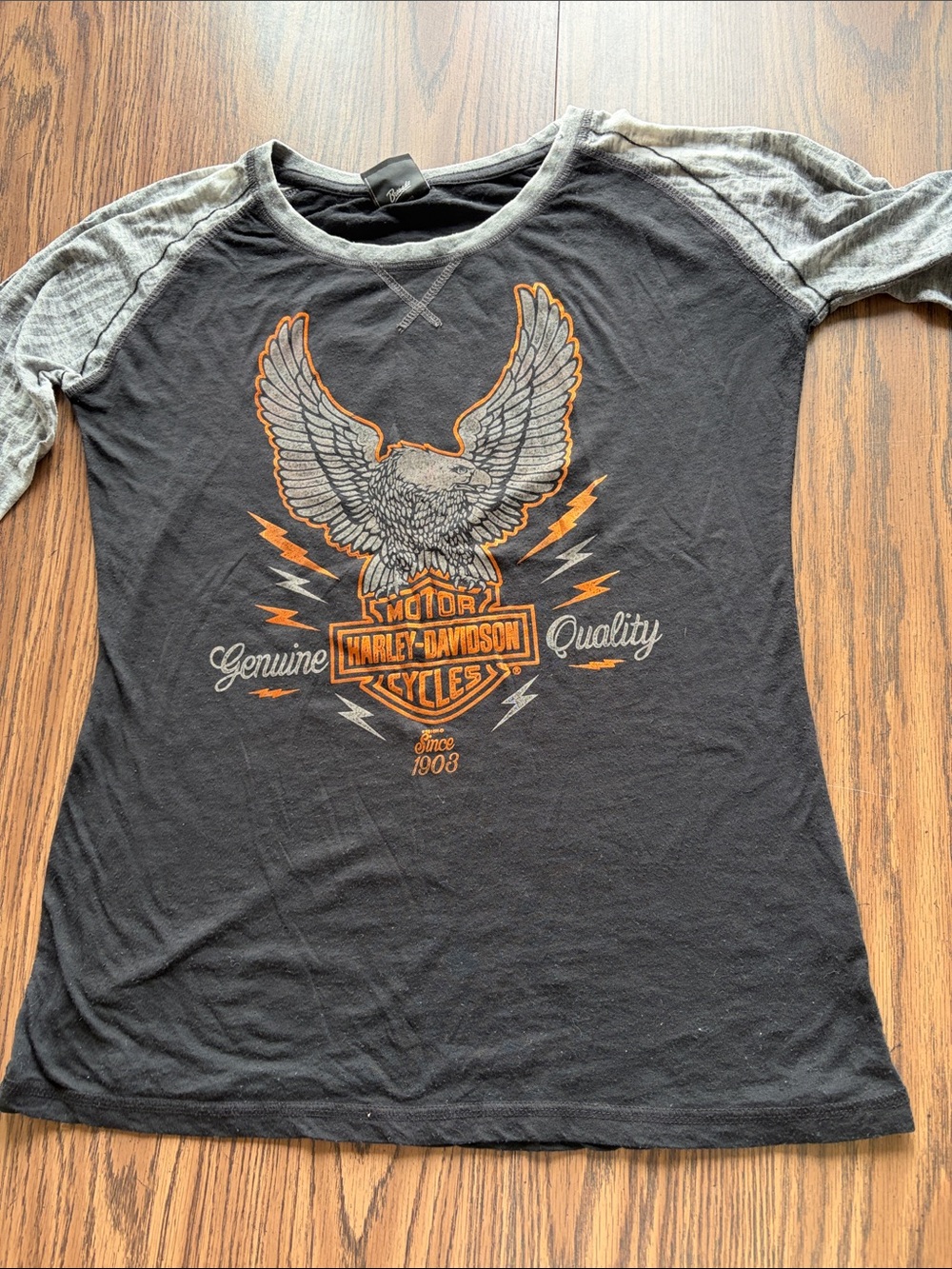 Harley Davidson Madison Long Sleeved T-shirt, sz L, 20” PTP, 24” L